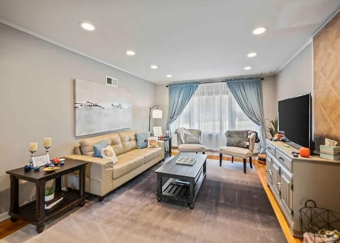 Your Modern & Cozy Haven In The Heart Of Tulsa